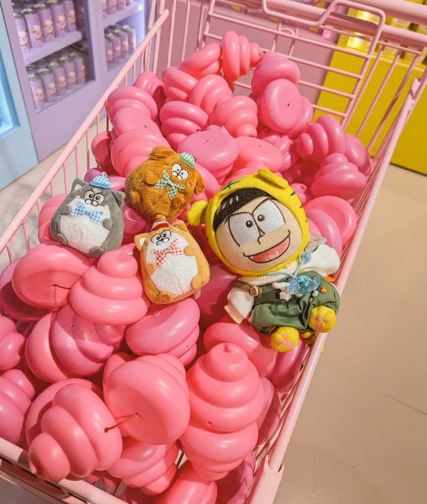 0ヮ0..》ひまさんととらちゃんさんとうんこ展行ったぞ！🐯 ひまさんの