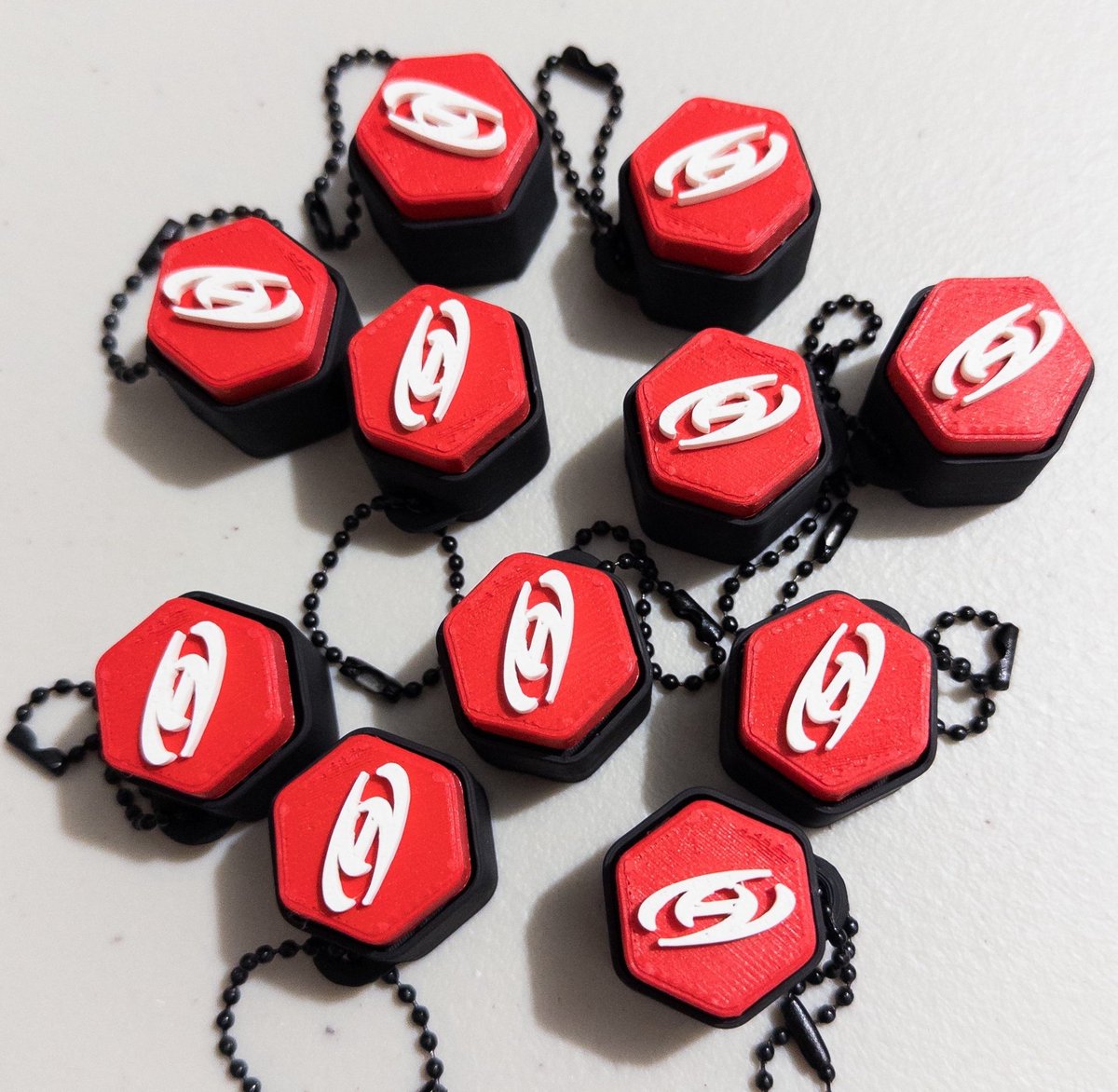 woonotyoung_'s tweet photo. ☆ ateez logo clickers ☆
fan support by: @woonotyoung_

- likes, rts &amp; follow are appreciated.
- strictly 1:1 (limited only)
- just say "hi" to claim.
- loc/time TBA

see u on d-day filotinys 🖤❤️

#InYourFantasy_MNL #ATEEZinManila 
#ATEEZ #에이티즈 https://t.co/WkqAfljrpd