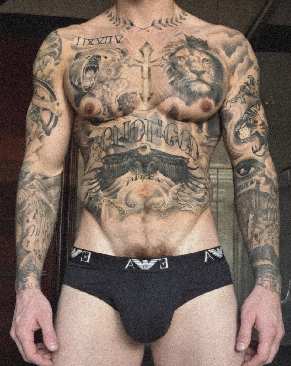 The Bieber Built tweet media