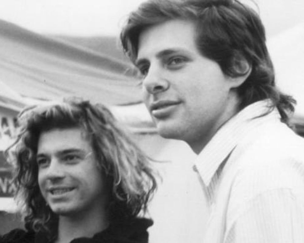 SoundBites_Rock's tweet photo. HAPPY 67th BIRTHDAY, RICHARD LOWENSTEIN! 🎉

#RichardLowenstein #INXS #MichaelHutchence #DogsInSpace #AustralianMade #MystifyMichaelHutchence https://t.co/TZdGy9UahN