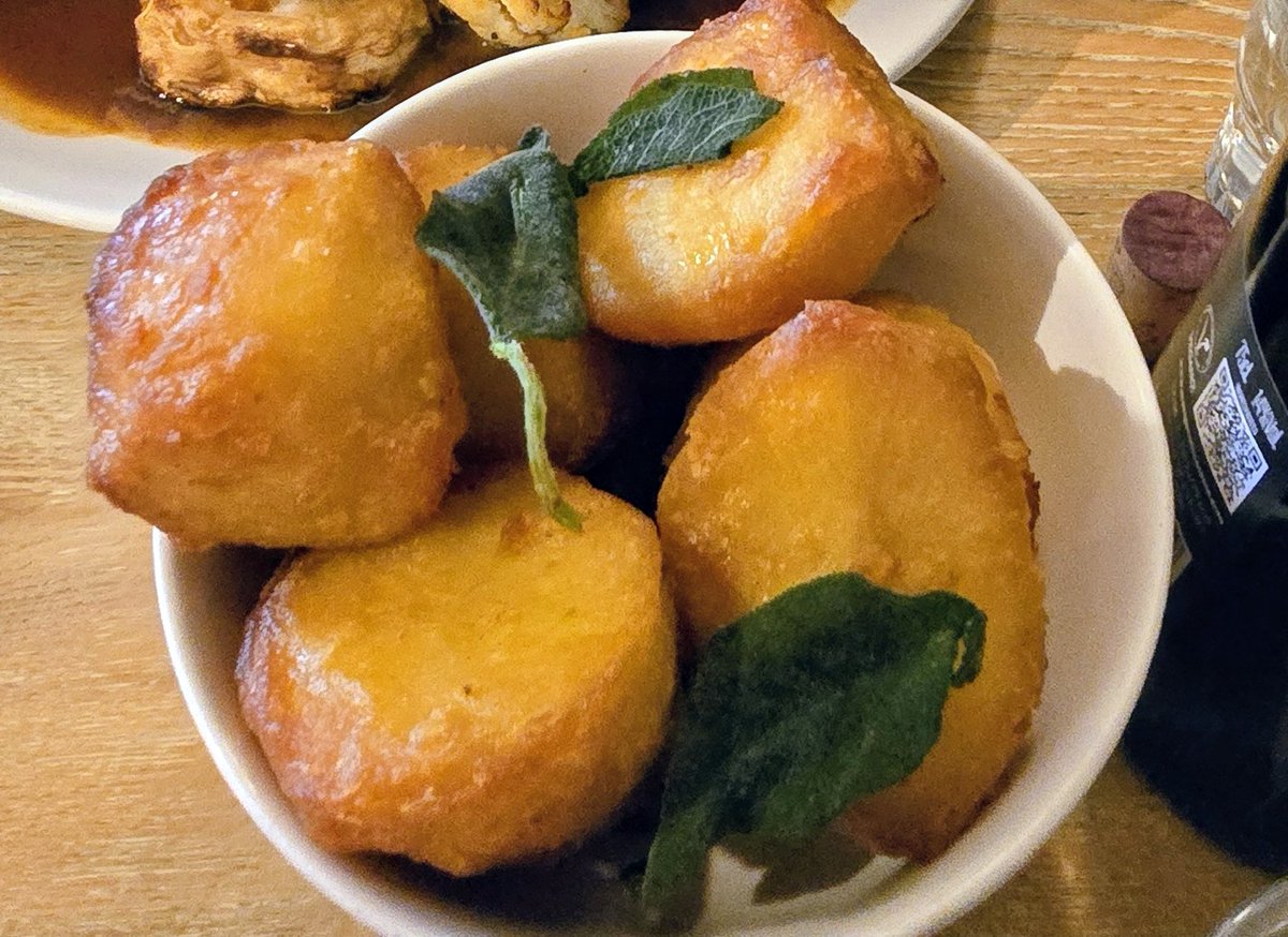 SolicitingFlavours tweet media