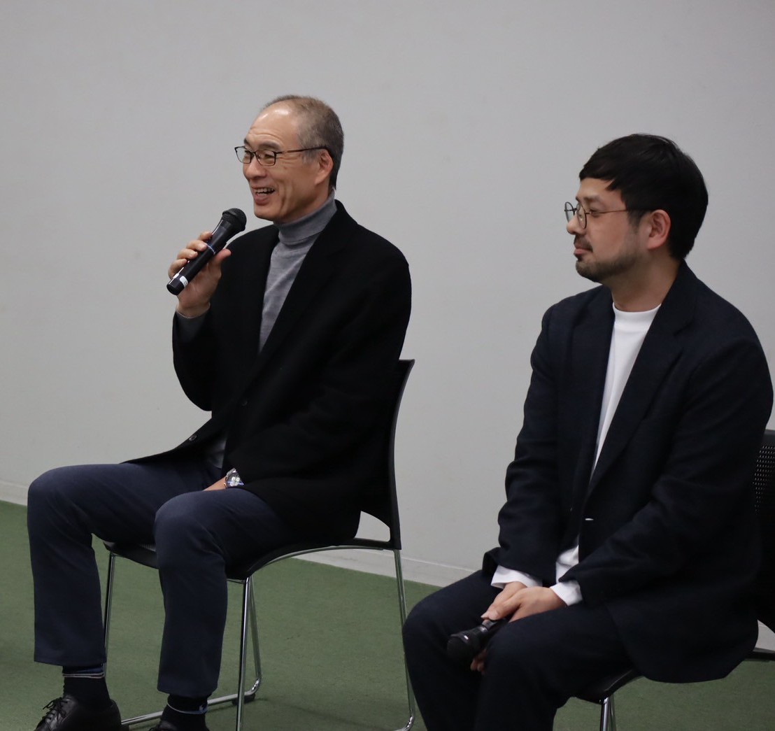 SPS20220619's tweet photo. ■Sports Performance Summit in Akita■
全体会③ コーチングの核にあるもの：勝負の中で選手とチームを育てるために

内海知秀氏　
Sweetyヘッドコーチ/元バスケットボール女子日本代表ヘッドコーチ

前田顕蔵氏
元秋田ノーザンハピネッツヘッドコーチ

にご登壇頂きました。 https://t.co/YukLCxkFJL