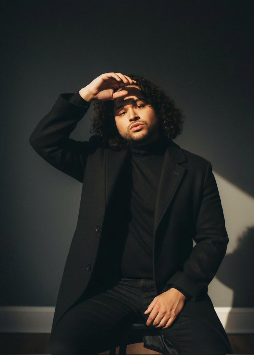danmoncada10's tweet photo. Does long hair look good on me? #curlyhair https://t.co/MKaQlN5m5H