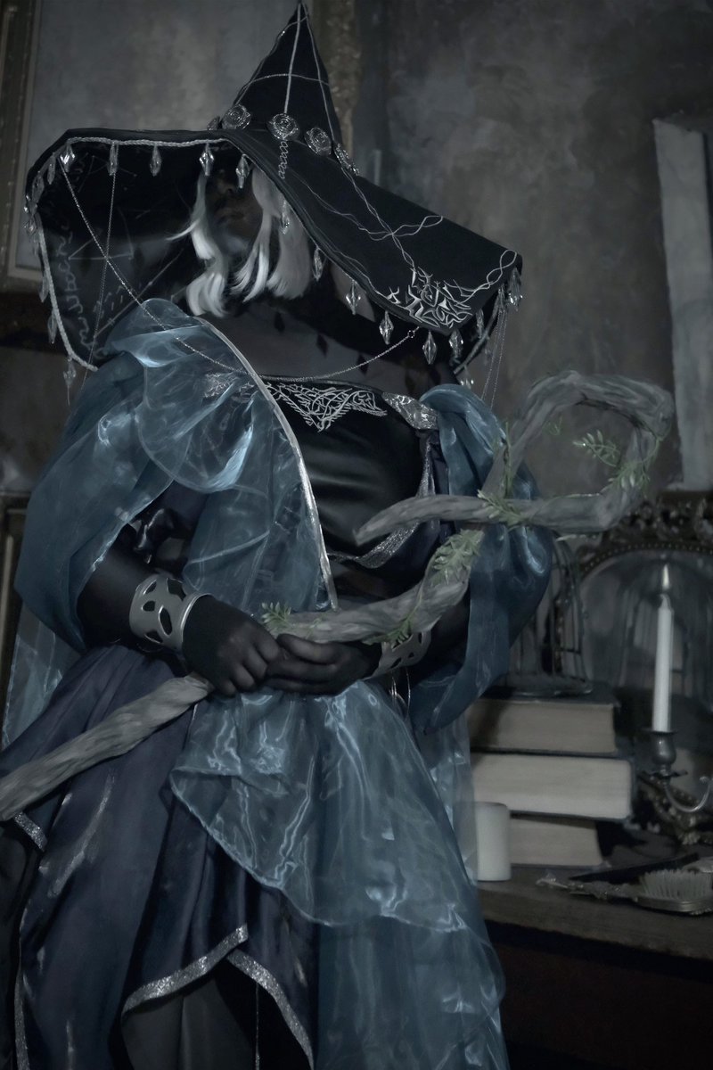 toku_cos_'s tweet photo. ELDEN RING NIGHTREIGN
隠者 / Recluse 暗黒

📷: @n3n3p5 

#cosplay https://t.co/siiJK9df6t
