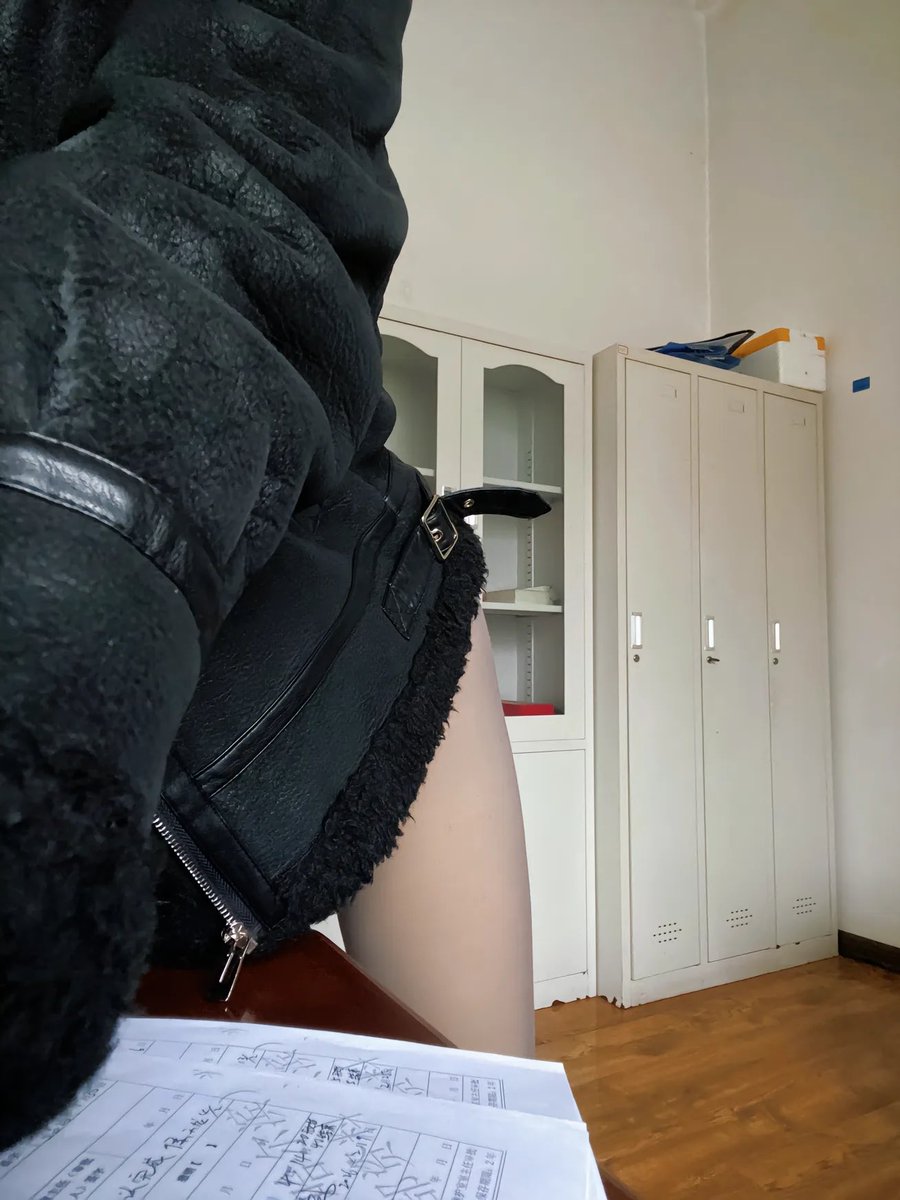 Distractions越 tweet media