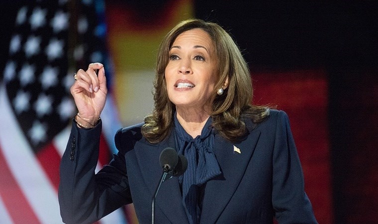 hanifi_bayar's tweet image. #YENİGELİŞME KAMALA HARRİS, TRUMP'I ELEŞTİRDİ

Kamala Harris: Donald Trump bizi Amerikan halkının istemediği bir savaşa sürükledi. 

#harris #trump