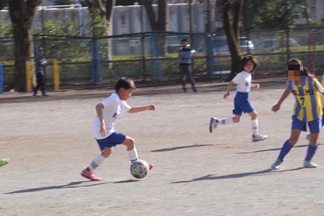 ClubKitano's tweet photo. 2/28  3年  美原CUP

小手指0-0,富士見0-0,美原0-1
順位決定PK戦
小手指2-1

4ﾁｰﾑ中3位!
ボールホルダーを助けるために、ギャップに顔を出したり、パスを出したら止まらずサポートの動きをしていきましょ🏃
あと、戦う気持ち、相手に負けない気持ちがとても大切!!
優秀選手 ｶｲﾄ✨
おめでとう⭐️ https://t.co/3nAsfs4ET0