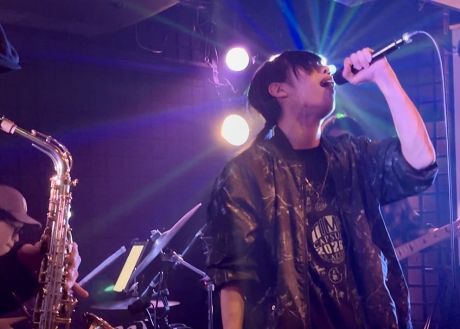 LR12224441's tweet photo. 2026.2.27(金)
TIME CAPSULE 2026 Day7
BAR TONE 8.0
最終日7日目は全組バンドの熱のこもった素晴らしいライブになりました
1週間の疲れなんてぶっ飛ぶほど楽しい一日でした!
またきっと来年もこの企画やります…よね?😄
#TCフェス2026 #タイカプ #Lcrow https://t.co/UMHsPy7iMo