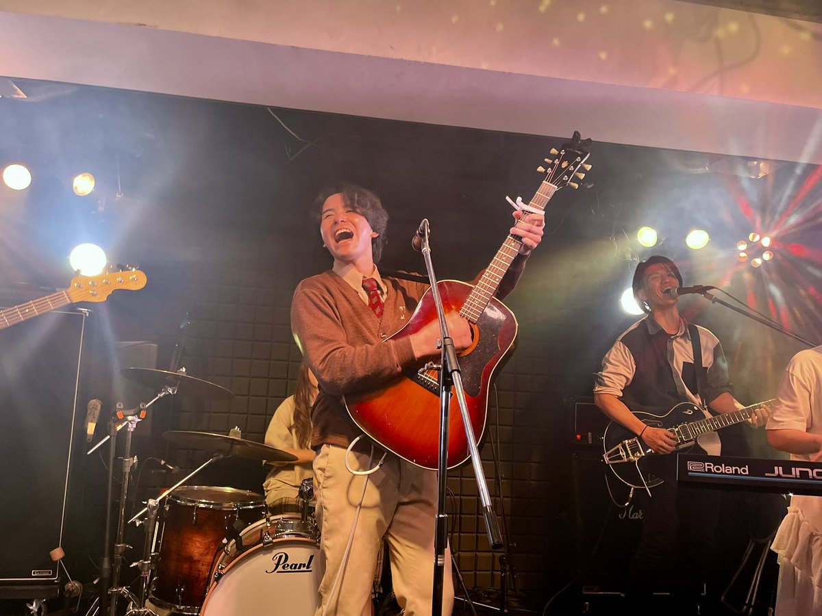 LR12224441's tweet photo. 2026.2.27(金)
TIME CAPSULE 2026 Day7
BAR TONE 8.0
最終日7日目は全組バンドの熱のこもった素晴らしいライブになりました
1週間の疲れなんてぶっ飛ぶほど楽しい一日でした!
またきっと来年もこの企画やります…よね?😄
#TCフェス2026 #タイカプ #Lcrow https://t.co/UMHsPy7iMo