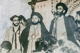 iftikhargilani's tweet photo. Reminiscences: In 1980, Iranian spiritual leader Ayatullah Khamenei visited Srinagar and addressed a gathering at Jamia Masjid on the invitation of then Mirwaiz Molvi Mohammad Farooq. A moment etched in Kashmir’s political and spiritual memory. https://t.co/rUgSuUX20E