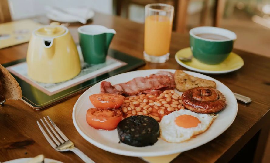 TheBBDirectory's tweet photo. Stay @ Crossroads House &amp; Enjoy a Great Breakfast. 

Crossroads House in Brisco offers accommodation in a peaceful setting, just a short distance from Carlisle.

https://t.co/4V2X9NcCjw

#CrossroadsHouse #Brisco #Carlisle #Cumbria #BedAndBreakfast #FullEnglishBreakfast https://t.co/BEOEOFld43