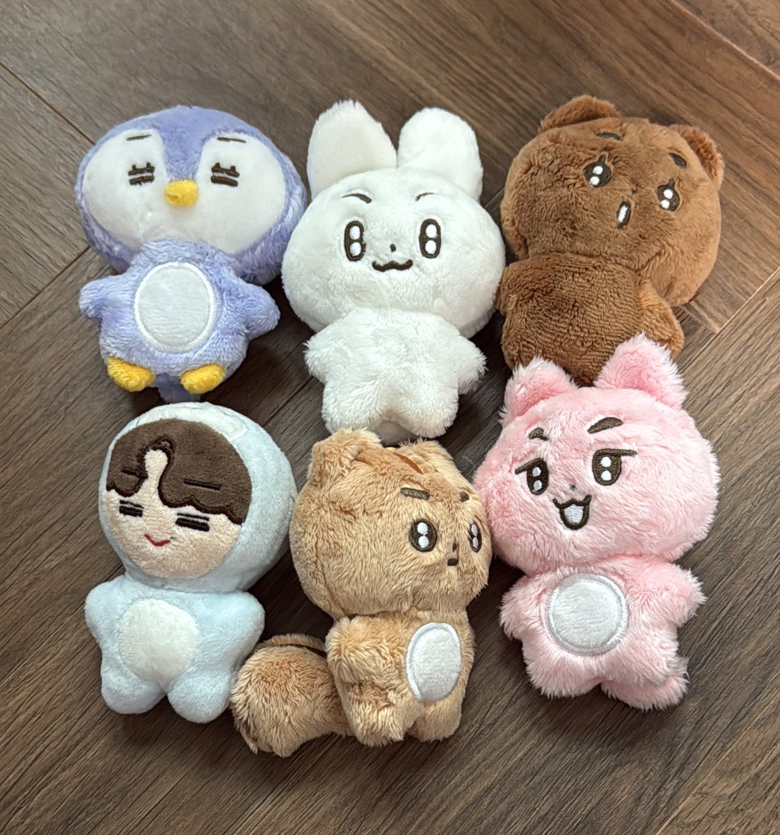 거래 tweet media