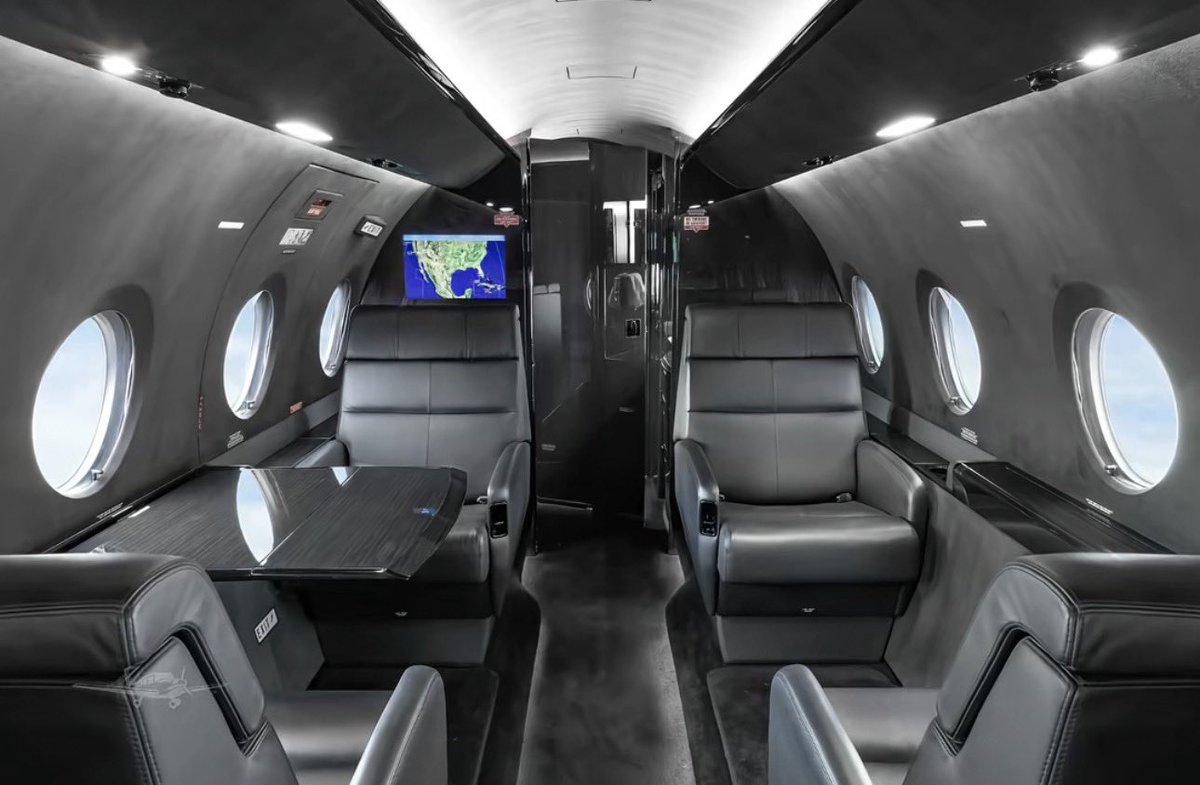 ComfortLolaa's tweet image. X can literally change your life 
First flight at 22🎉