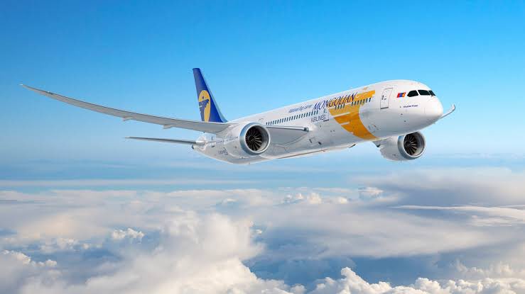 MIAT Mongolian Airlines tweet media