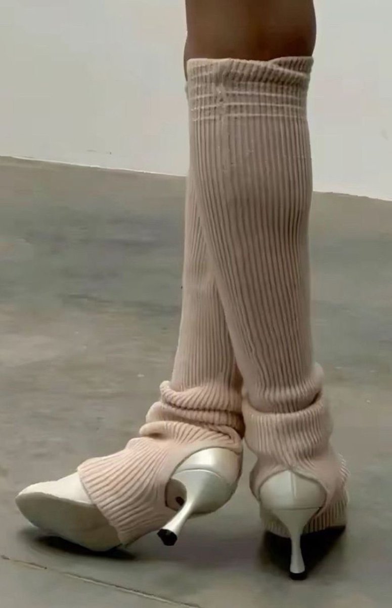 clove 𐙚 tweet media