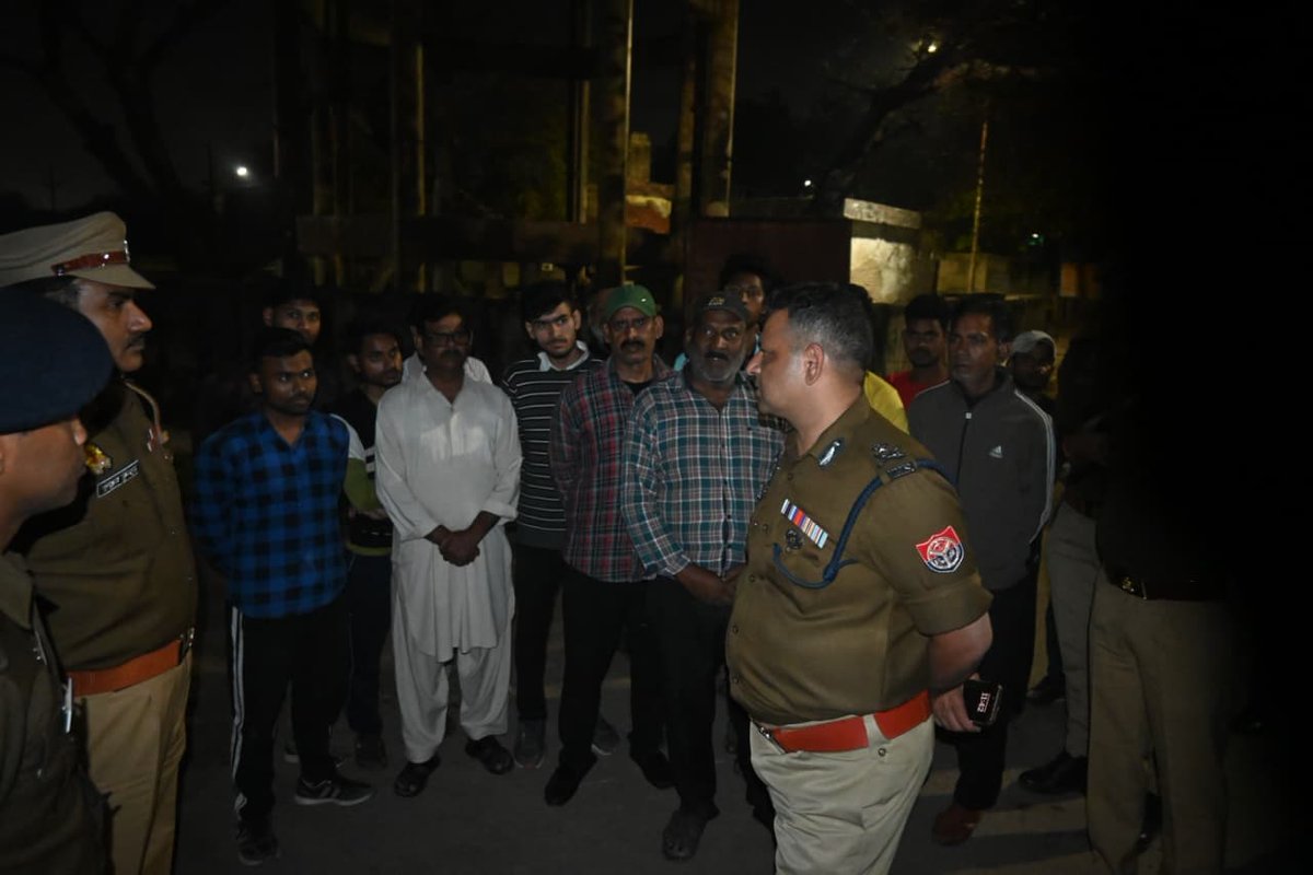 POLICE COMMISSIONERATE AGRA tweet media