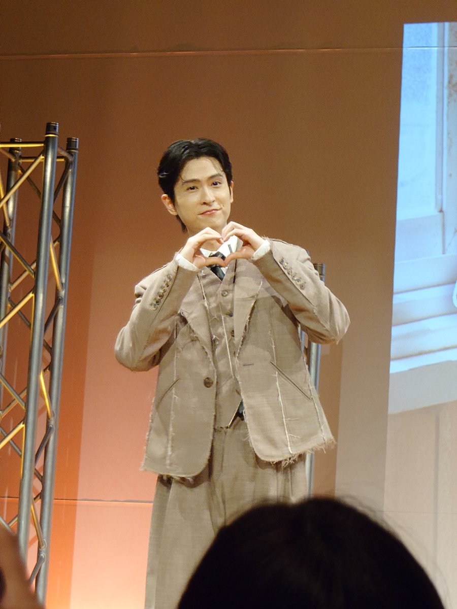 kiki5592216978's tweet photo. #WhereTimeMeetsYou
2部の石知田君です。
もったいない可愛いさですよね。 https://t.co/lslo3gVitK