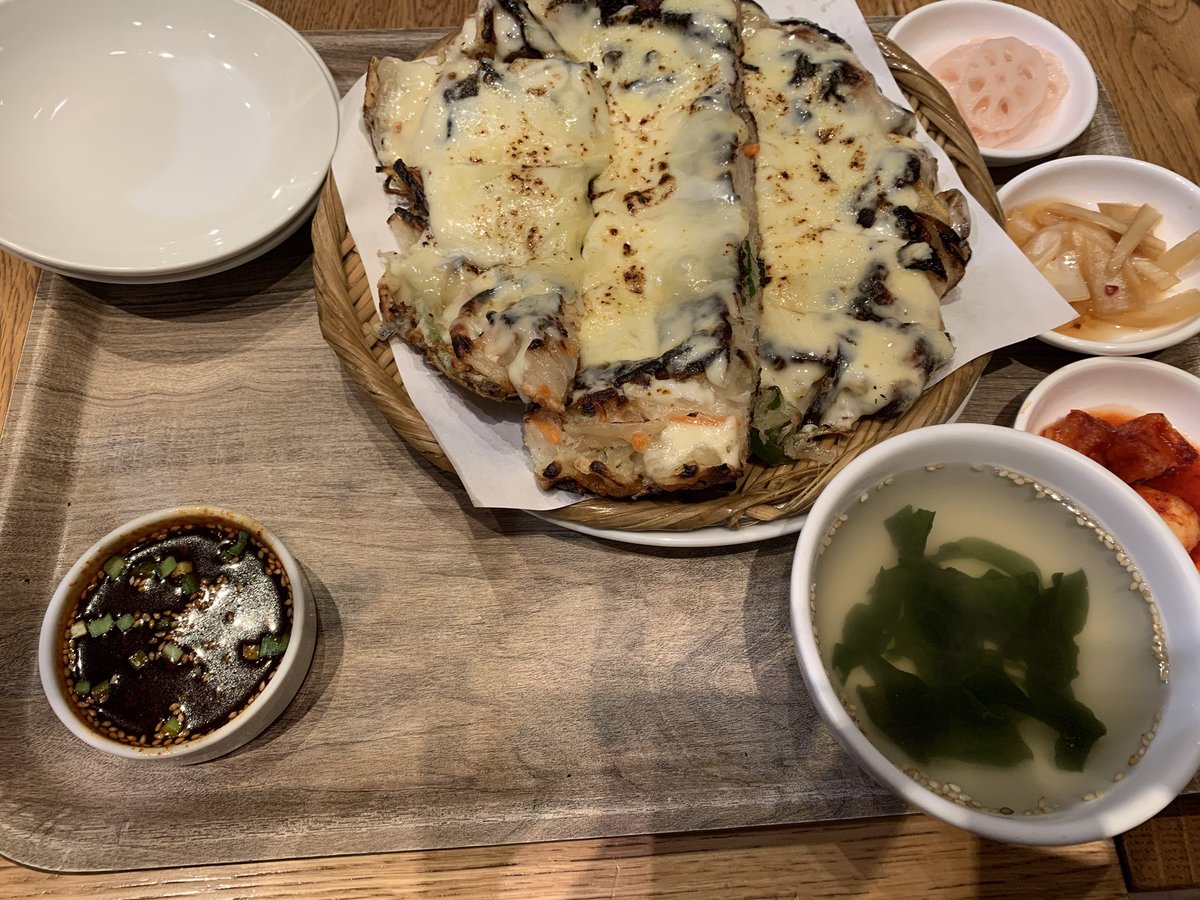 59ILU's tweet photo. 初、本格チヂミ。　旨っ。重っ。
1人で食べられる量では無かった。
ハーフがあったのに気づかなかった https://t.co/HbaDK4BjPY