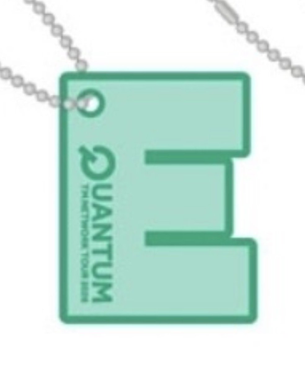 お譲りします】 リフレクターキーホルダー「E」「K」 ダブったので定価