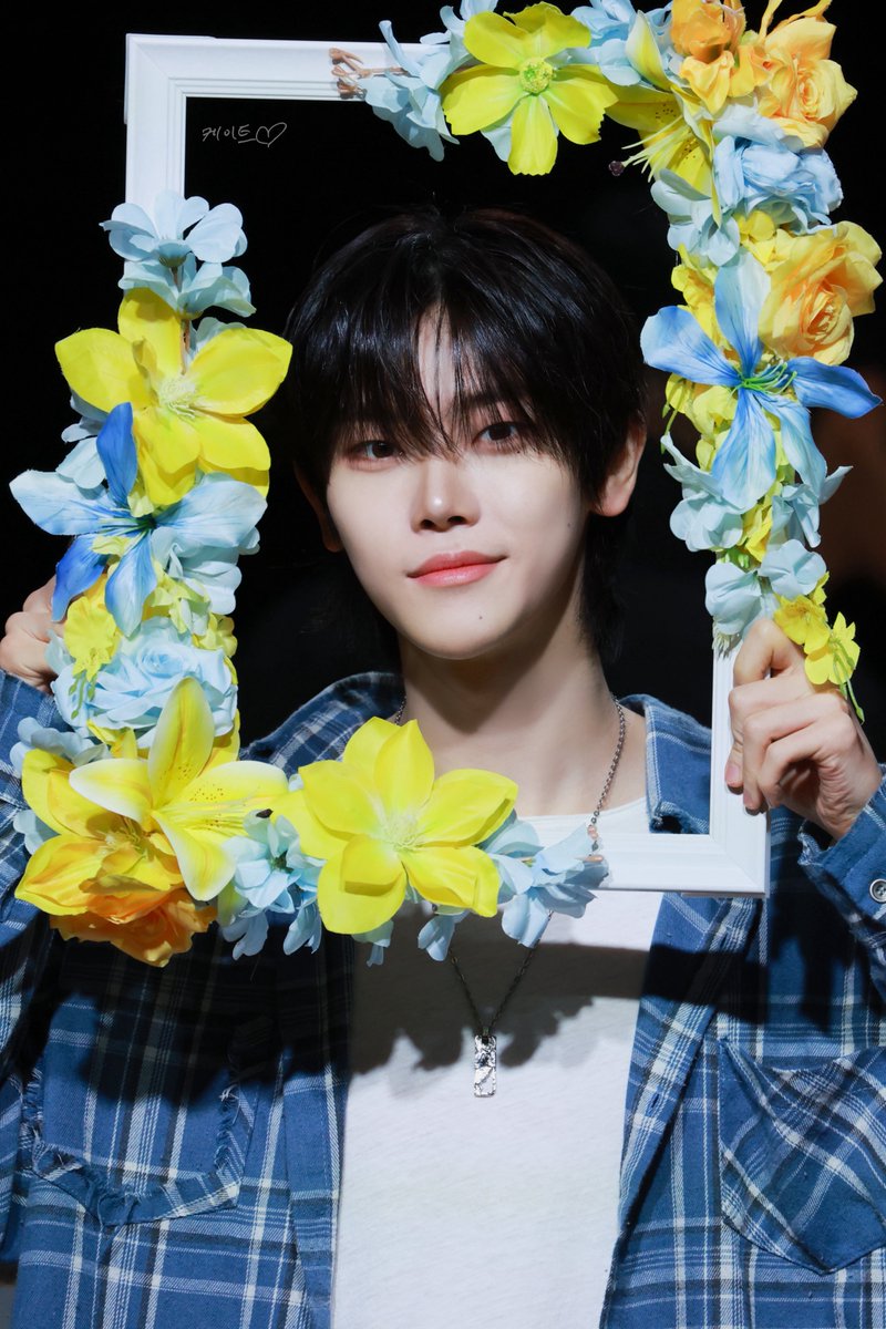 케이트🦊🐿️ tweet media