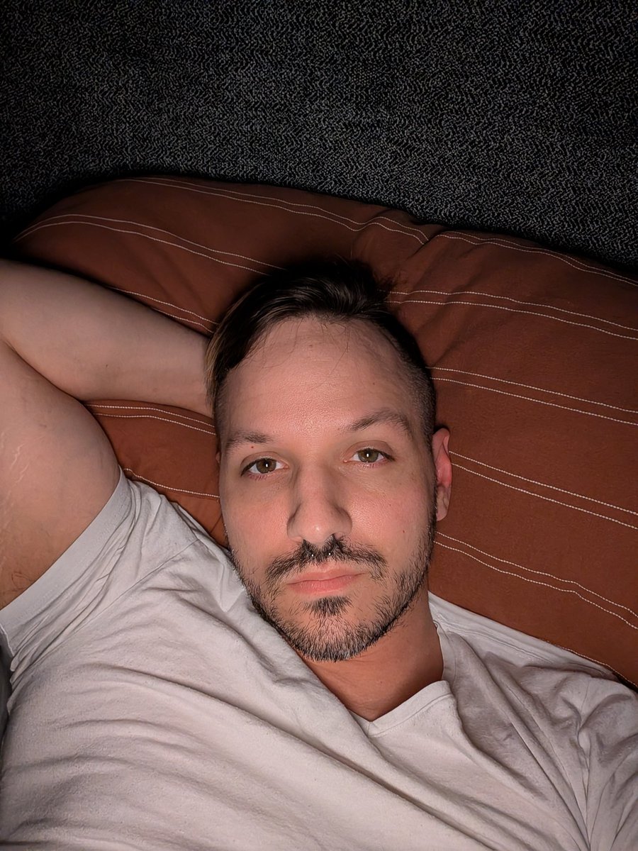 Cum cuddles and put that muzzle in my pit