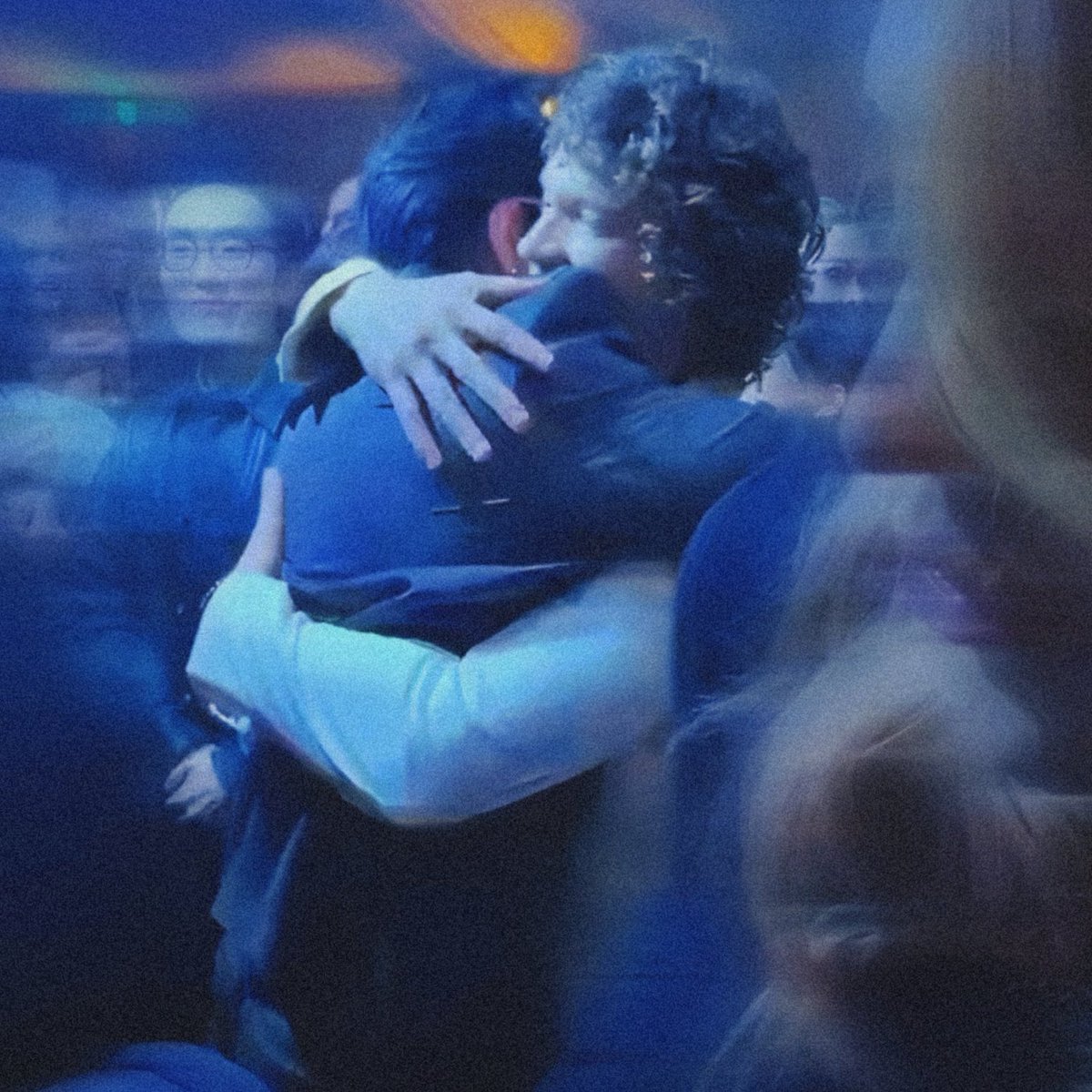 SabbiBou's tweet photo. THEY HUGGED AT THE END 😭 OF COURSE HUDSON WOULD BE THERE TO SUPPORT AND CELEBRATE HIS BABY HE WOULD NOT HAVE MISSED THAT FOR THE WORLD!!! ALWAYS THERE FOR CONNIE 💖 #hudcon https://t.co/pRpWlF8Vod