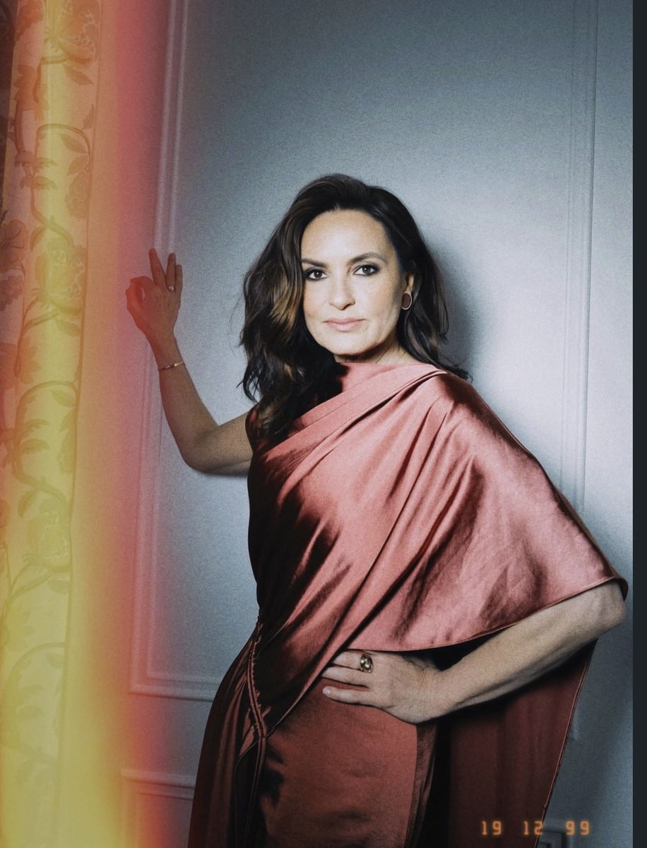 NBCSVU_fans's tweet image. #Backstage at The 37th Producers Guild of America Awards.