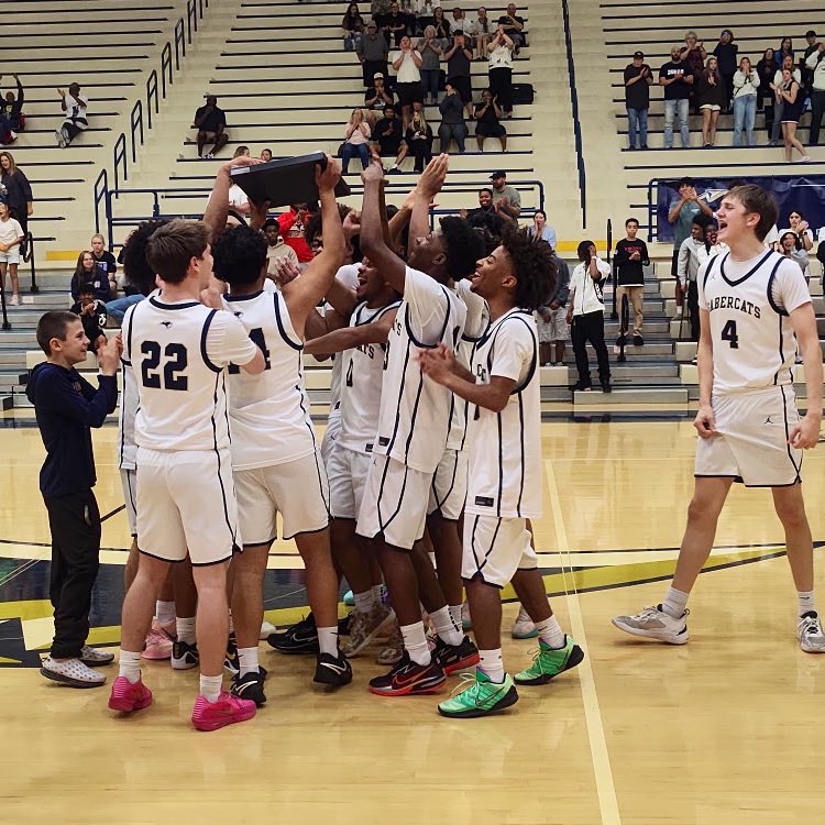 SouthmooreBasketball tweet media