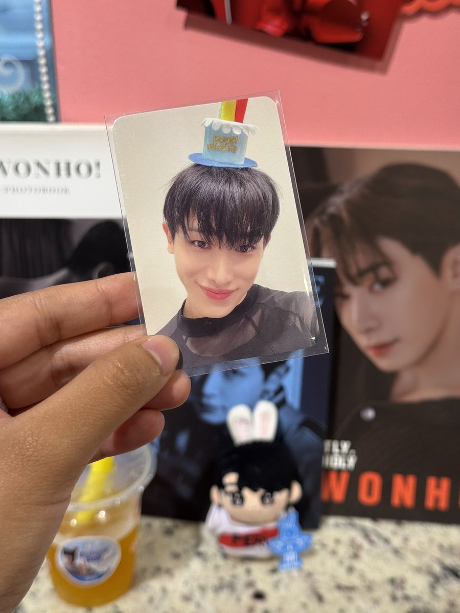ohwonhomy's tweet photo. Happy Birthday Wonho! @official__wonho 
I’m so happy to celebrate his birthday again 🫶🏻 thank you @WeneePeru 🇵🇪

#원호 #WONHO
#원호와_3월의첫페이지를_함께해봄 https://t.co/kK2KfkfcJ2