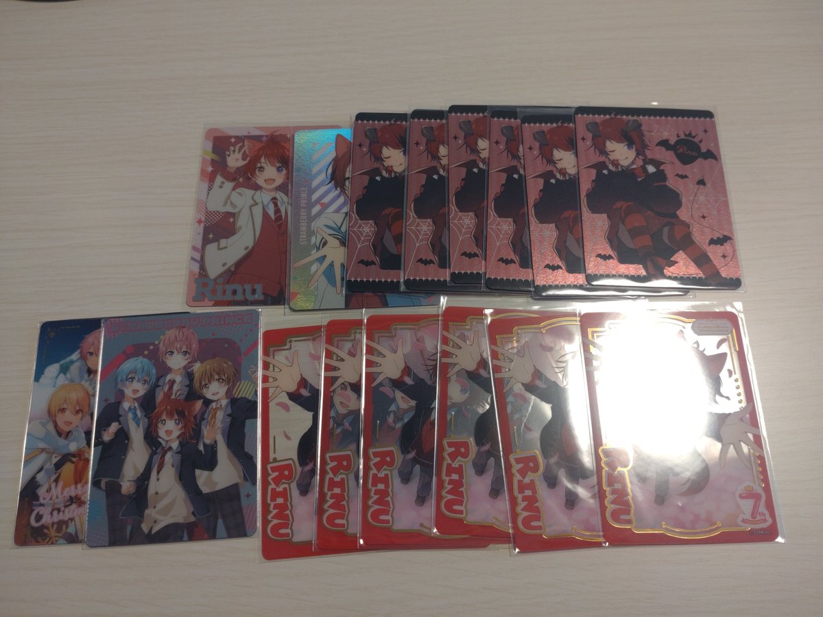 07__HrOO's tweet photo. すとぷり 莉犬くん 譲渡 買取

求▶︎PayPay(送料)、メルカリ(送料＋手数料)
譲▶︎画像の物 
⚠ALT1枚目必読

 #すとぷりグッズ買取   #すとぷりグッズ交換   #すとぷりグッズ譲渡 
 #莉犬くんグッズ買取 https://t.co/j8Z11DBwCt