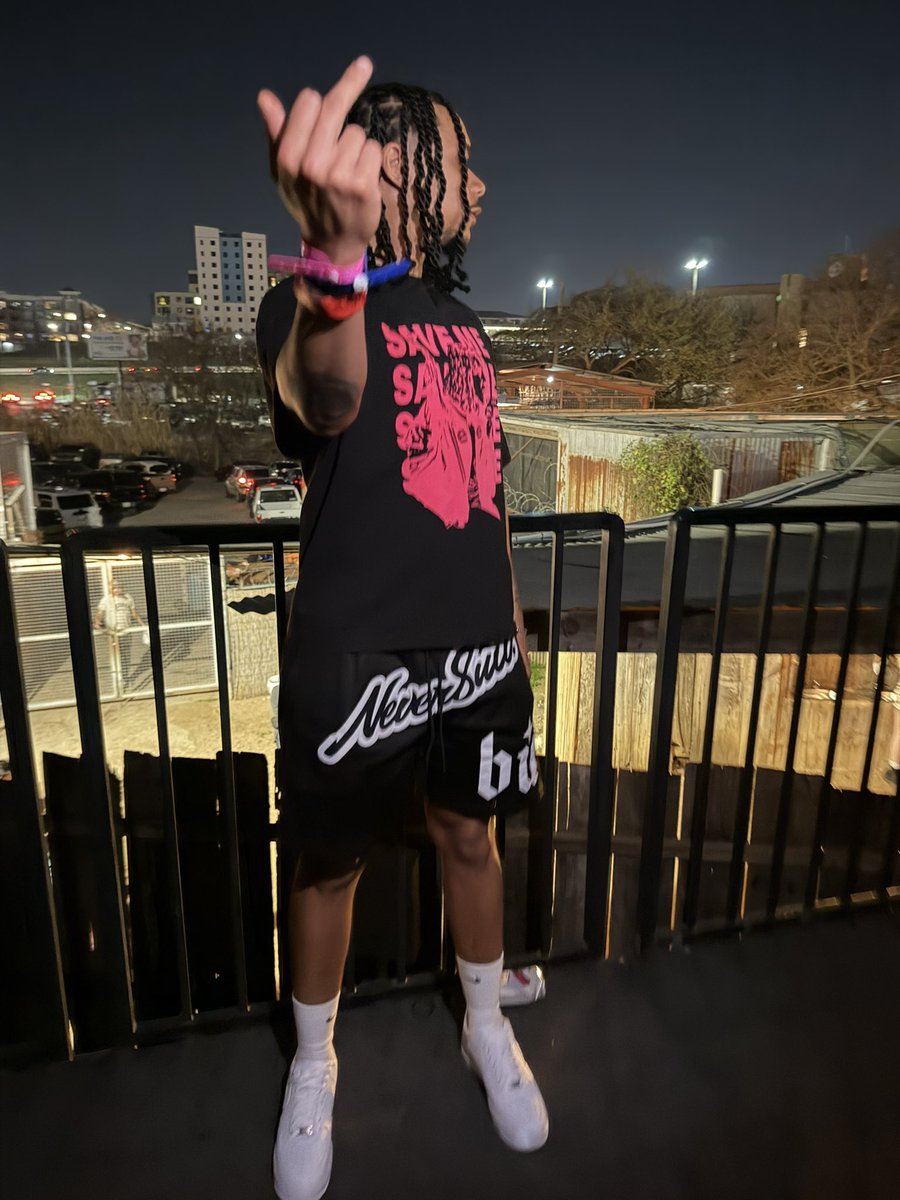 YUNG BAMBI (@deathofamother) on Twitter photo 