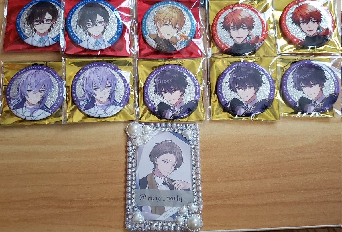 交換】にじさんじ 8th Anniversary 8周年 グリッター缶バッジ 譲 画像1