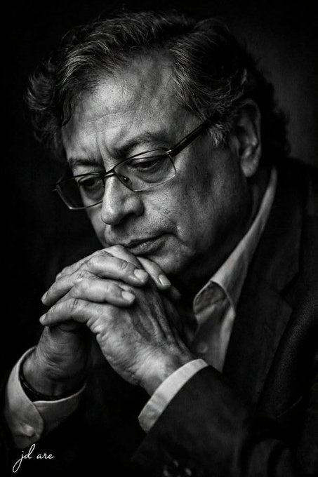 Ojo a la pregunta...

¿Es <a href="/petrogustavo/">Gustavo Petro</a> el mejor presidente que ha tenido Colombia en los últimos 35 años?