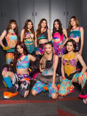 Mula noon at hanggang ngayon kinakayod talaga ng BINI makilala ang PPOP Globally with a high STANDARD. Never yan nag cloutchasing na tawaging OPM at ASIA POP.

Noon - BINI PAVED THE WAY FOR PPOP 
Ngayon- BINI PAVED THE WAY TO THE UNIVERSE🔥🇵🇭💯