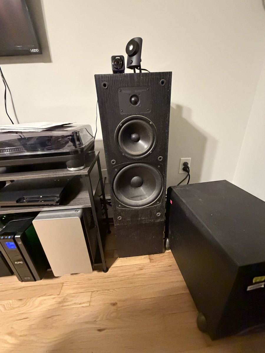 Hypr Fox ◢ ◤ 🔜 FURG tweet media