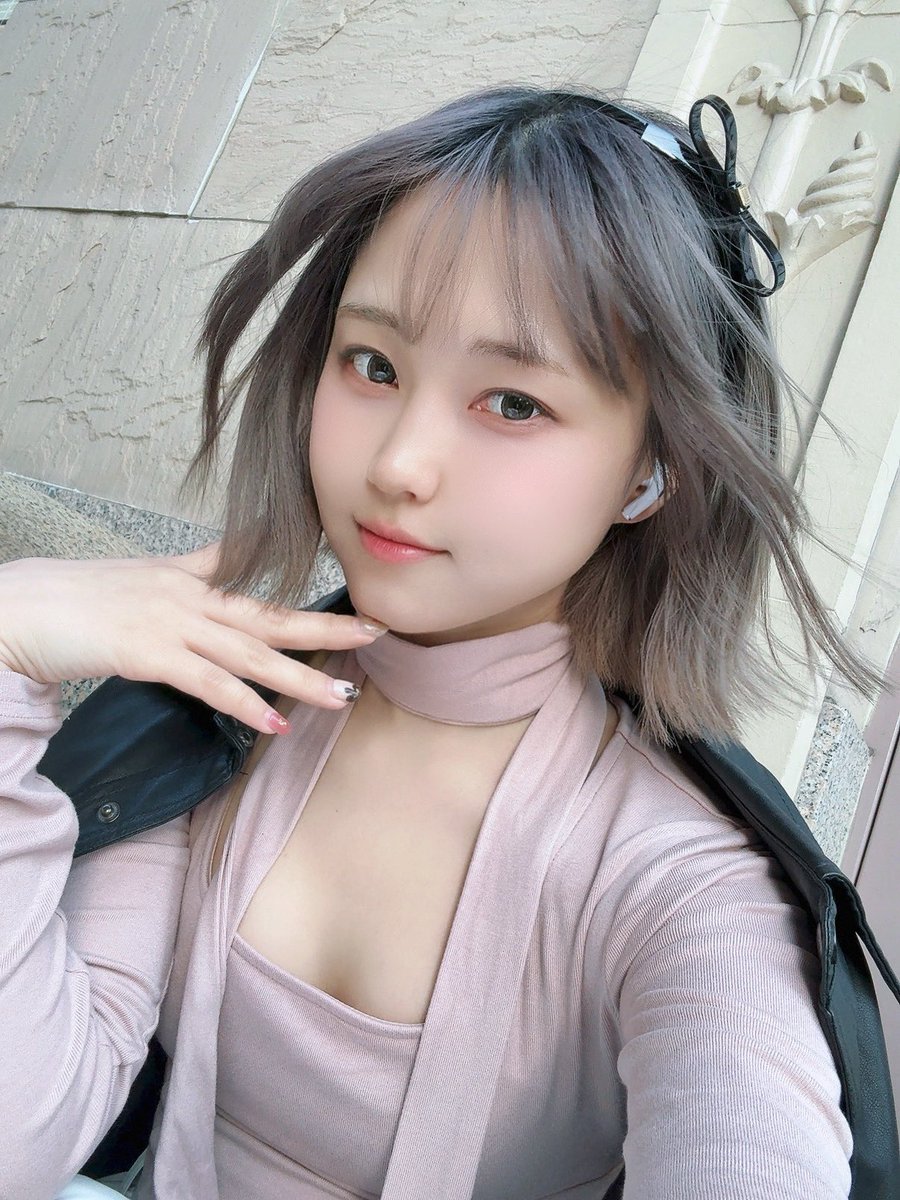 小鳥遊ゆあ🐦‍⬛YUA 誕生日記念写真集予約中 tweet media