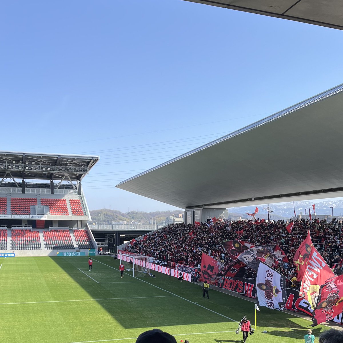 ゴール裏圧巻！⚜️🔅
#zweigen