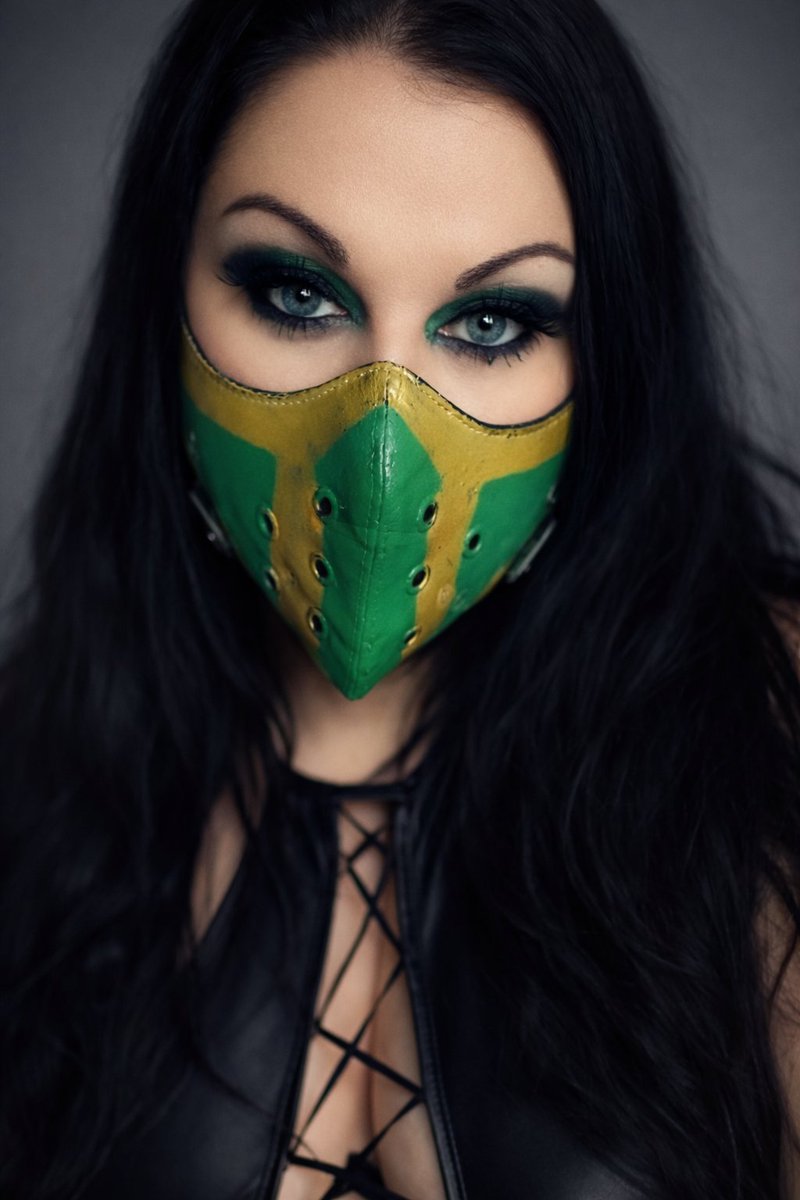 SubbyKittenPie's tweet photo. "How do you define perfection? Clear as ice, clean as jade."
#cosplay #cosplayer #cosplayergirl #MortalKombat #MortalKombat2 #gamergirl #kinky #bdsm #roleplay #roleplayer #jade #mask #bbw #bbwappreciation #bbwsexy #plussize #thickwomen #cosplayr18 #jadecosplay #bdsm #gothicgirls https://t.co/BNhDAuAnbI