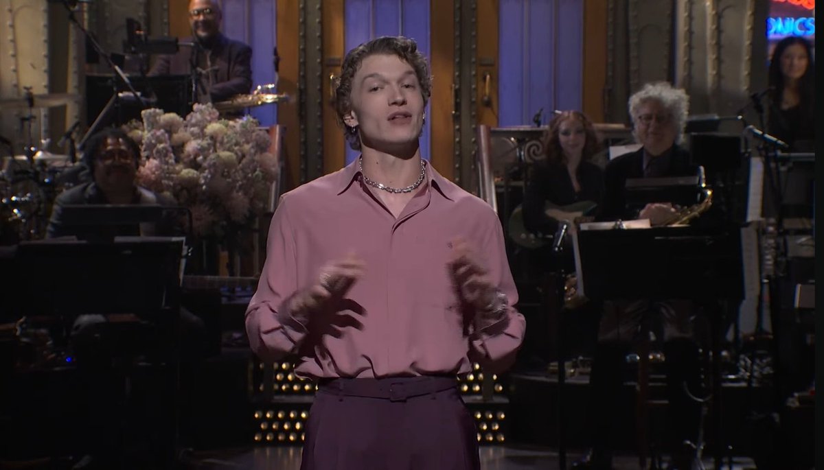 Bsum14bb's tweet photo. BABYYYYYYYY
#ConnorStorrieOnSNL #ConnorStorrie
#ConWeek https://t.co/eANypgc2uL