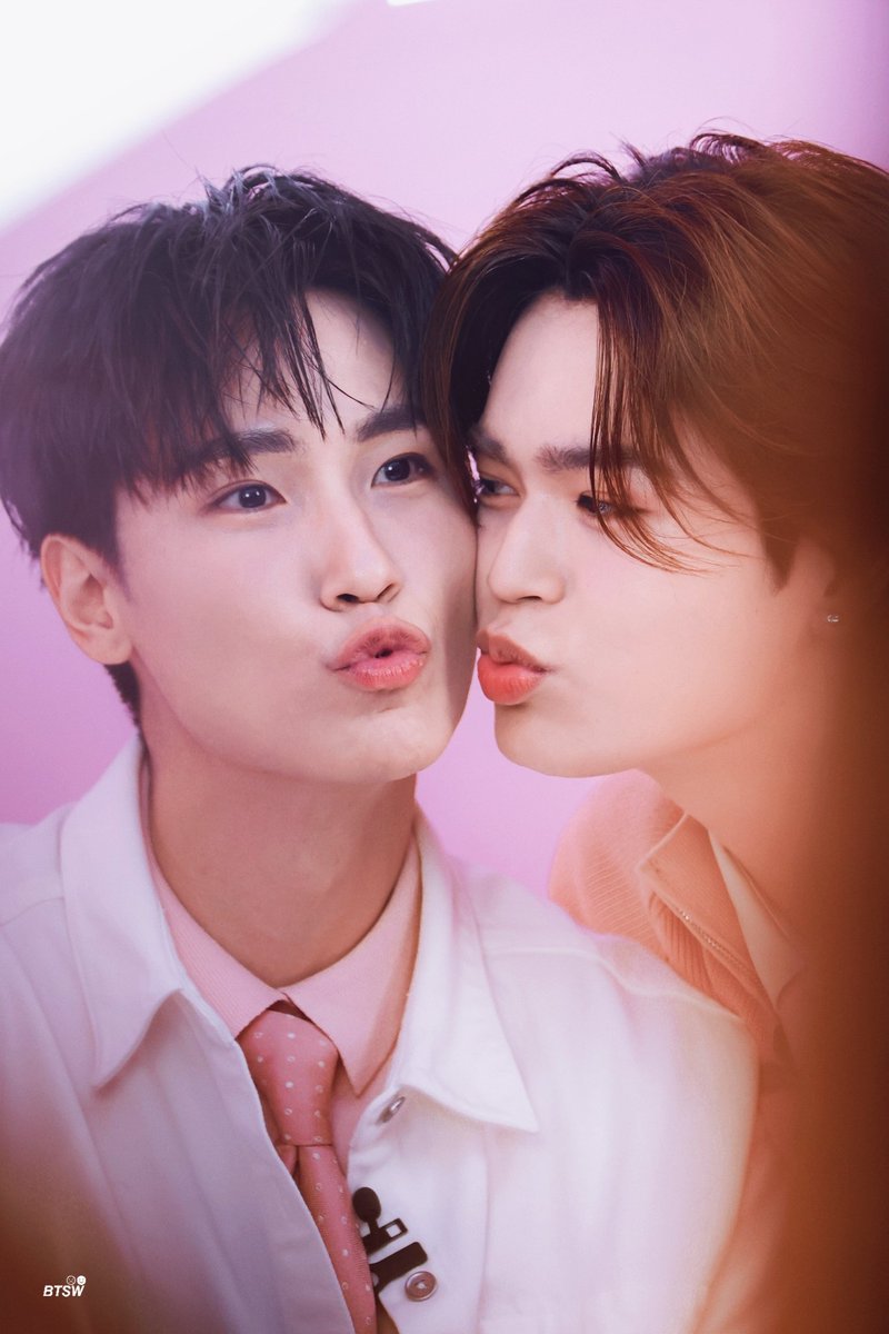 𝘽𝙏𝙎𝙒 tweet media