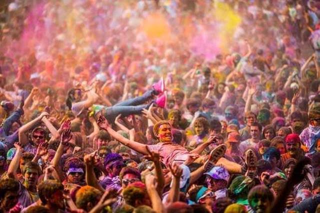 🔥Protect the spirit of Holi.
👉Promote harmony.
👉Reject commercialization that distorts tradition.

✊ Celebrate Holi Not Liquor Parties

#Holi_Not_Drunk_Fest