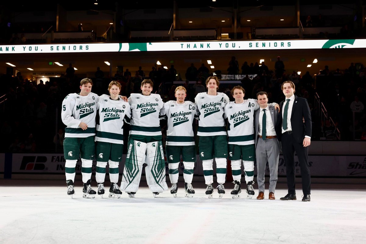 MSU_Hockey's tweet photo. The Class of 2026 💚 https://t.co/M6rZOq2yoC