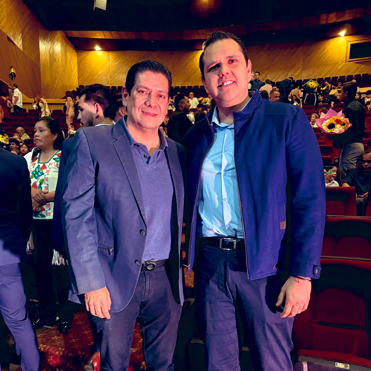 AlexEulloqui's tweet photo. Muchas felicidades estimado Diputado @_ernestonunez . Muy feliz cumpleaños 🎁🎂🎈🎉🎊. Que Dios te siga llenando de bendiciones. Fraterno abrazo 🫂. https://t.co/2l8DMDDhuC