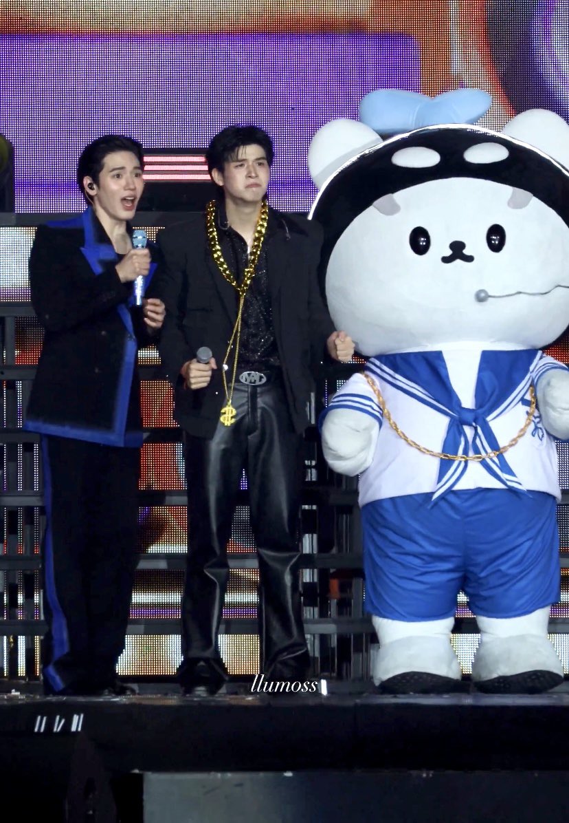 แฝดสาม 555555555555555555