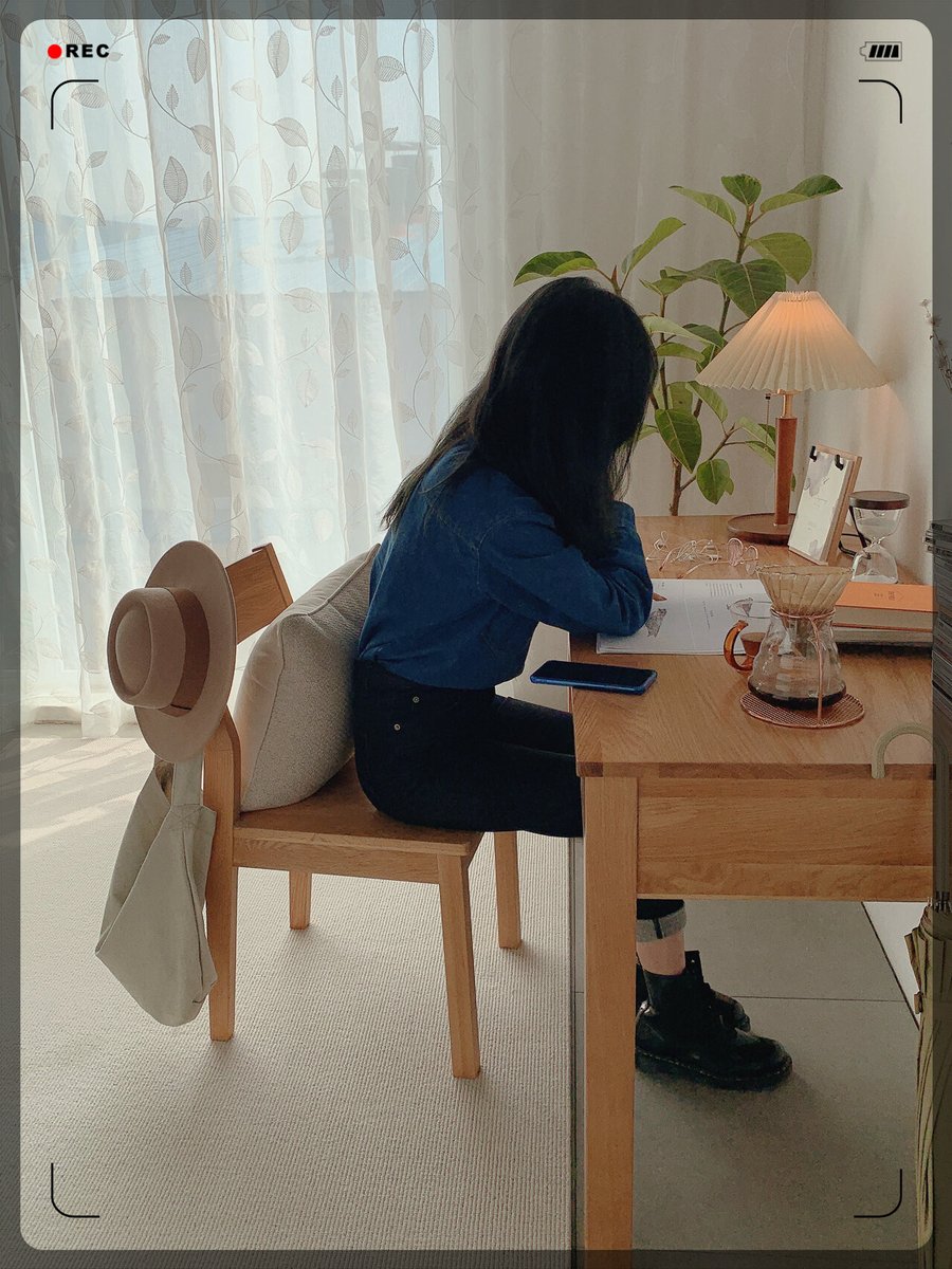 MWAKSreborn's tweet image. "Sorting old items: 15 mins to clear clutter, 10 mins to donate what’s unused—small steps for a cleaner space (and heart)!  #DeclutterWithJoy"