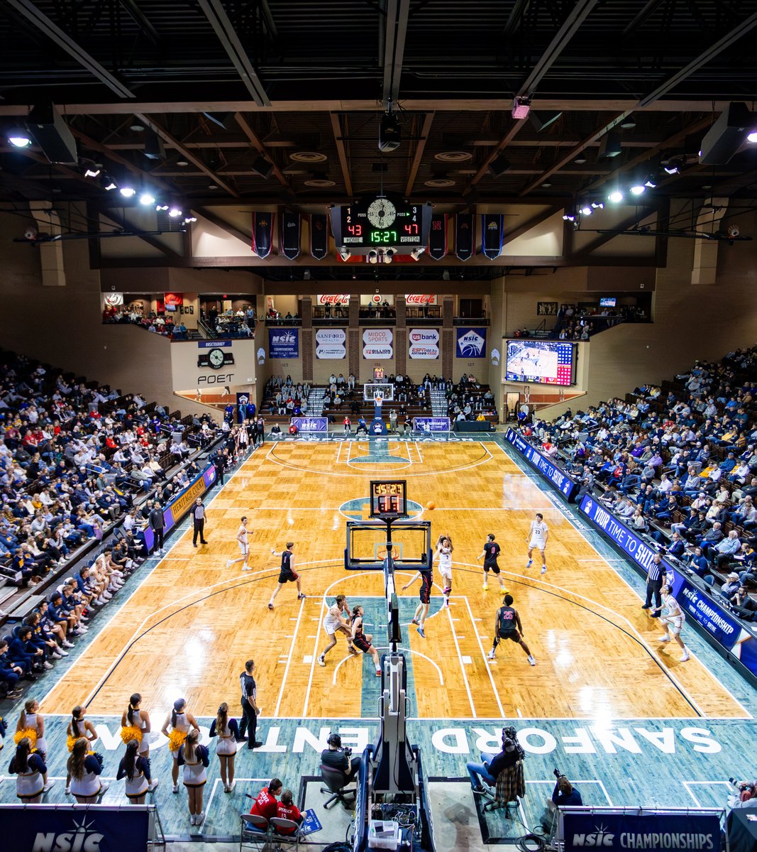 Augustana Vikings tweet media