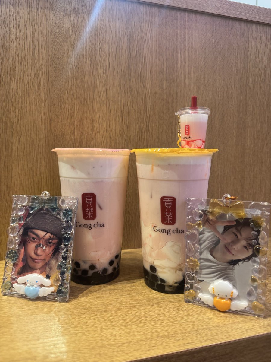 V_second30's tweet photo. もうすぐ飲みたい🍻

#いいお茶しよう
@gongcha_japan https://t.co/I9vO53EV2n