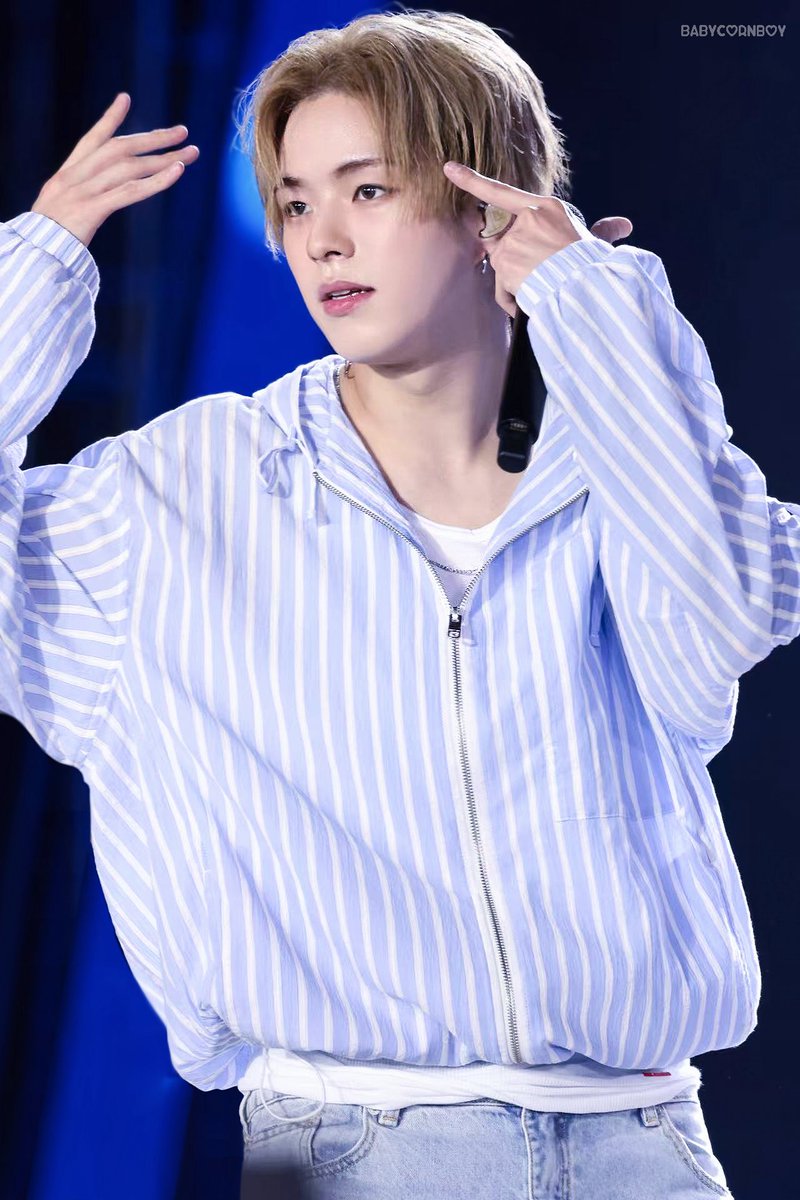 babycornboy tweet media