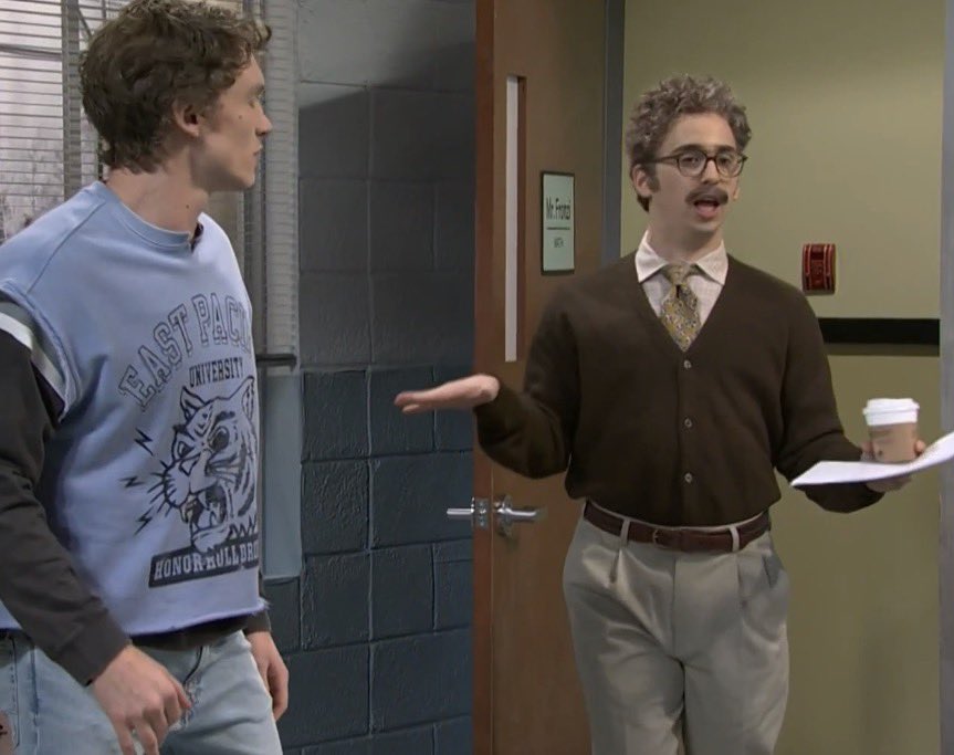 hollavnov's tweet image. CONNOR AND MARCELLO IN A SKETCH TOGETHER I WONNNN