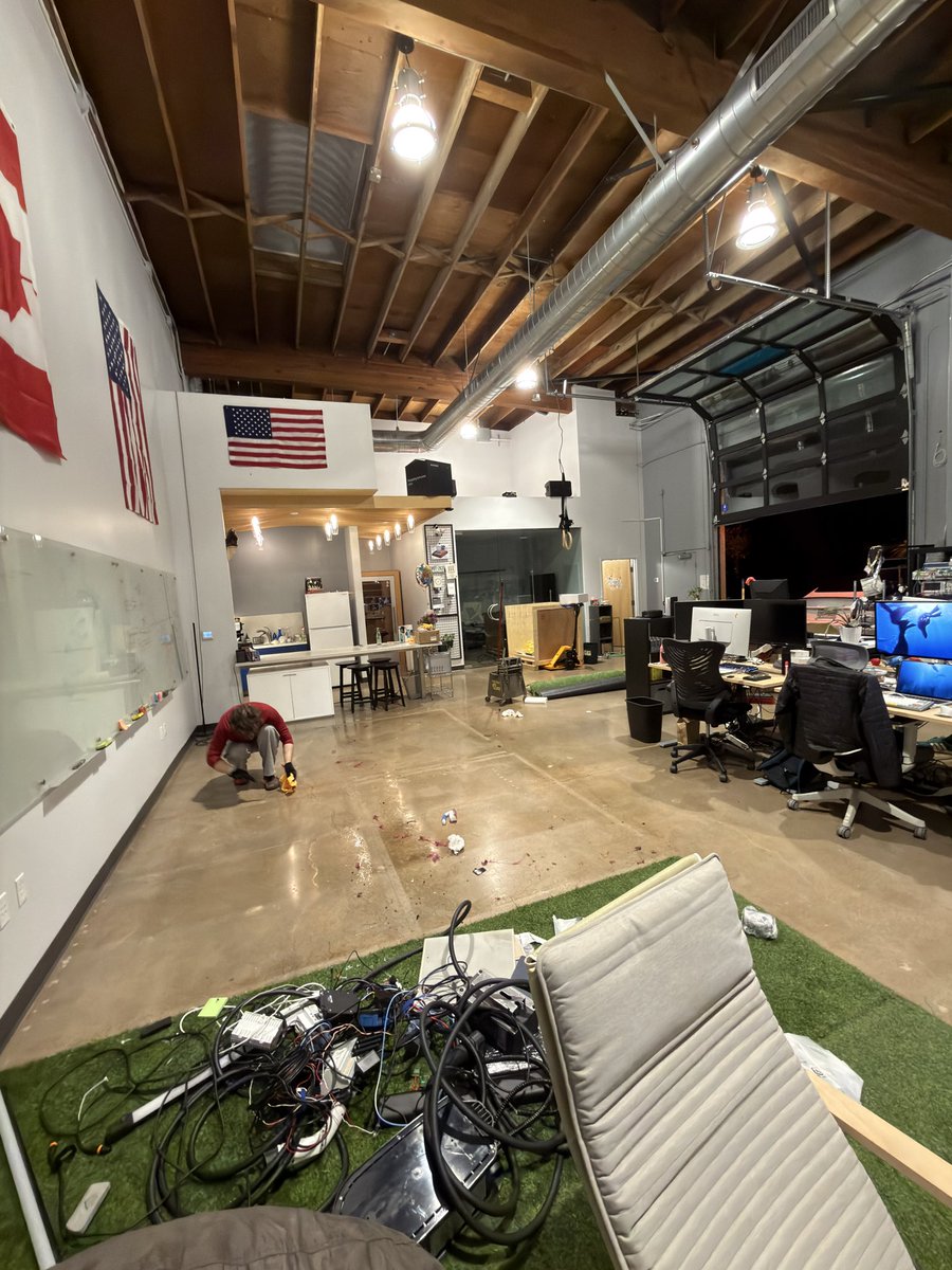 Aryan ⁂ tweet media